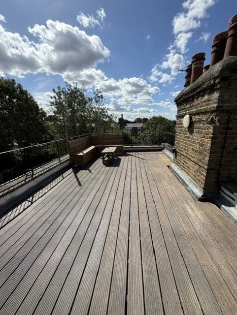 Flat Tierney Road in Greater London