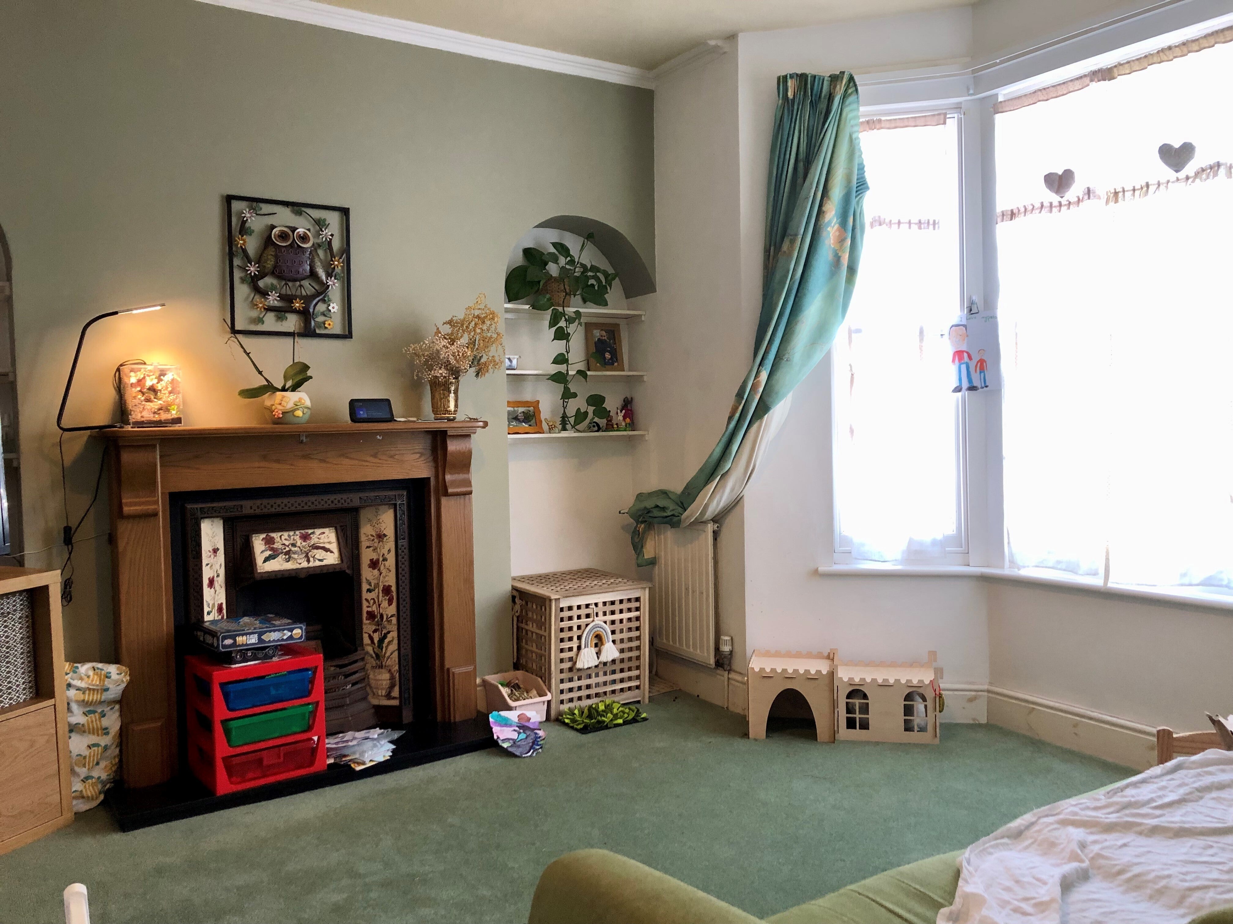 Flat Clifton Road in Exeter