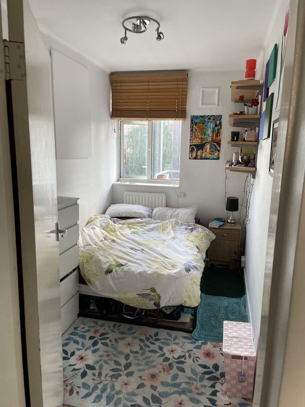 Room Wootton Street in Greater London