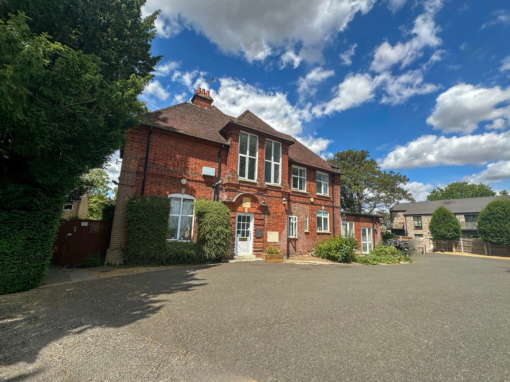 Flat Harvey Goodwin Court in Cambridge