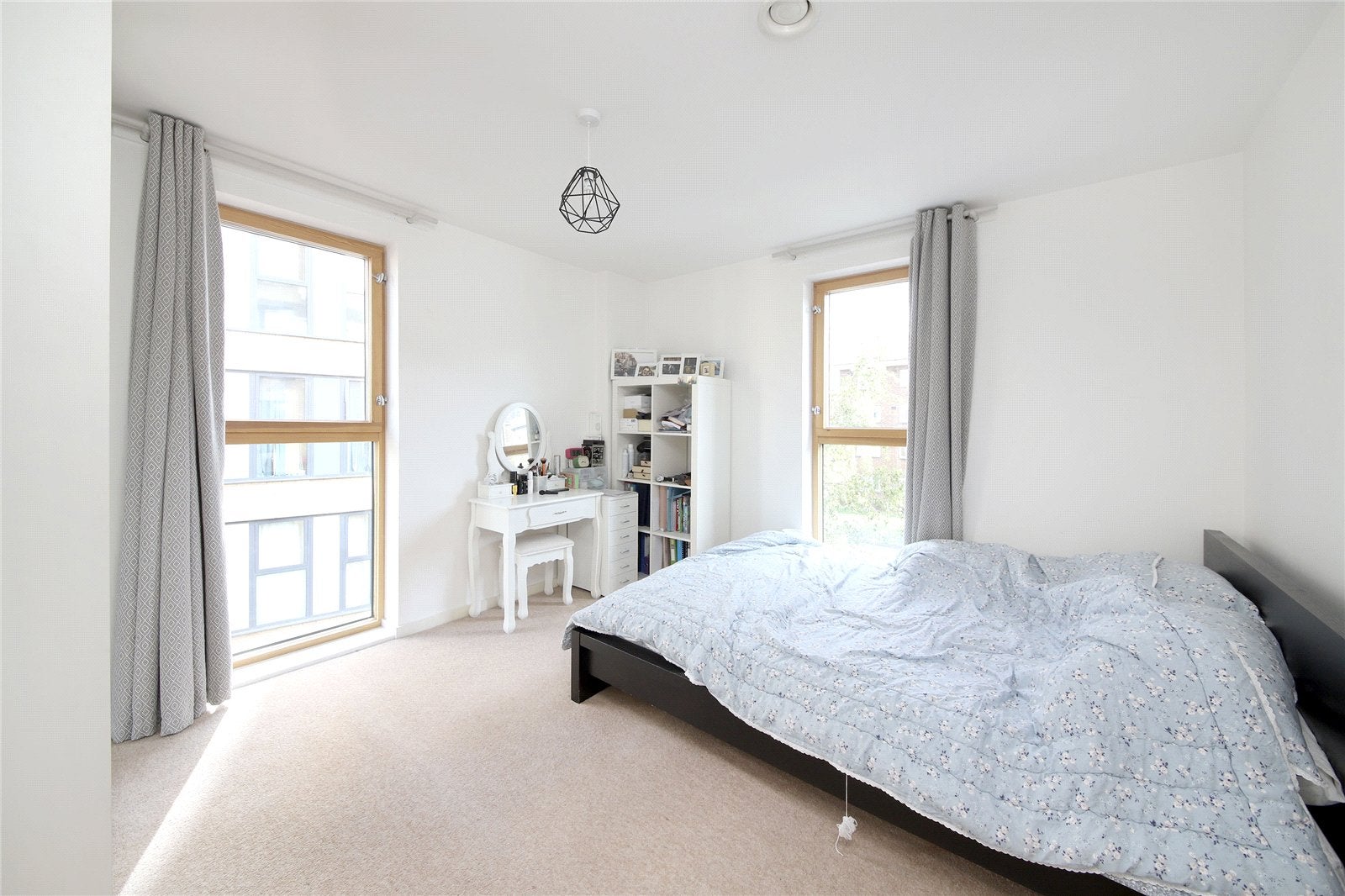Flat Blackheath Hill in Greater London
