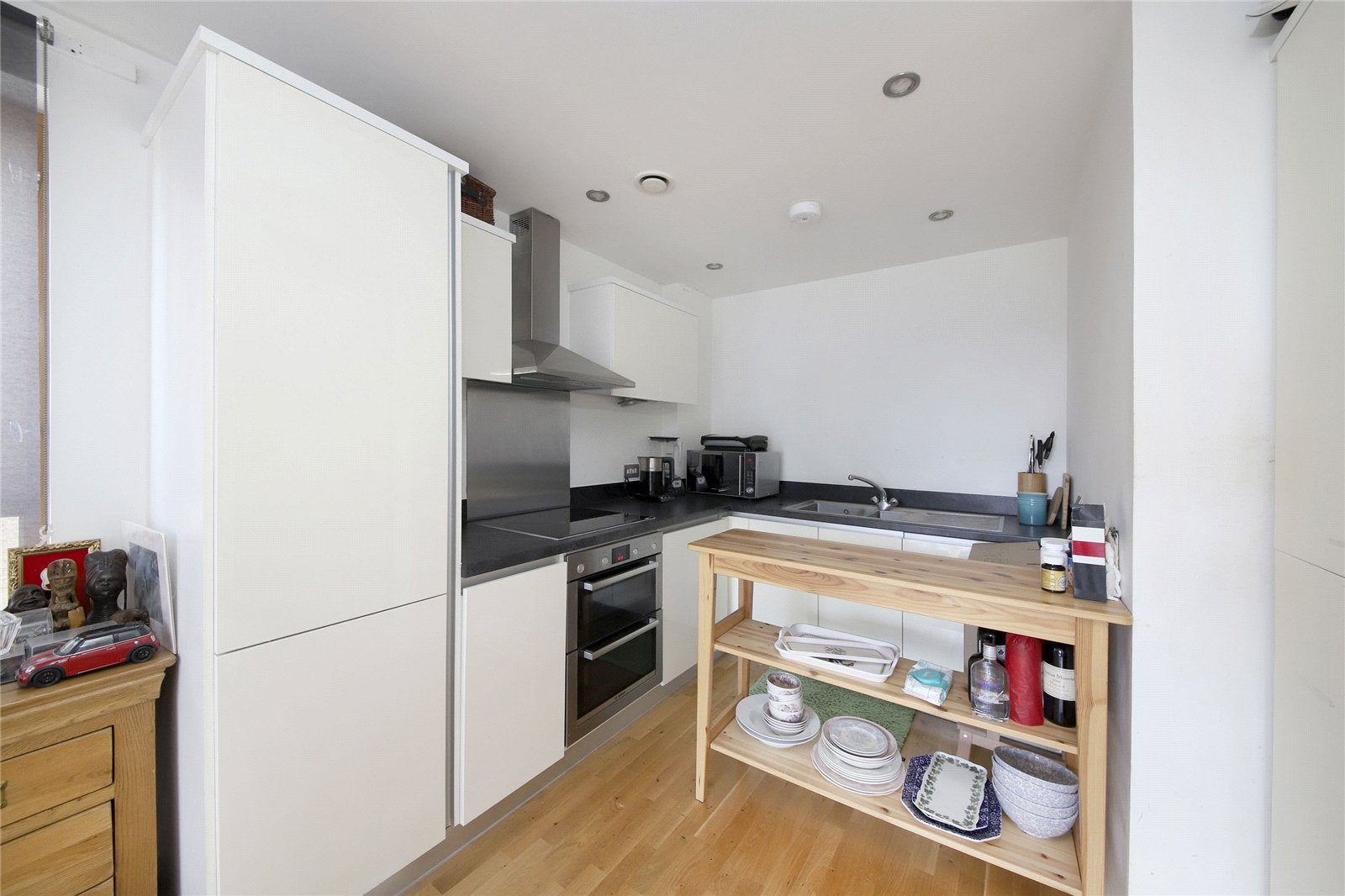 Flat Blackheath Hill in Greater London