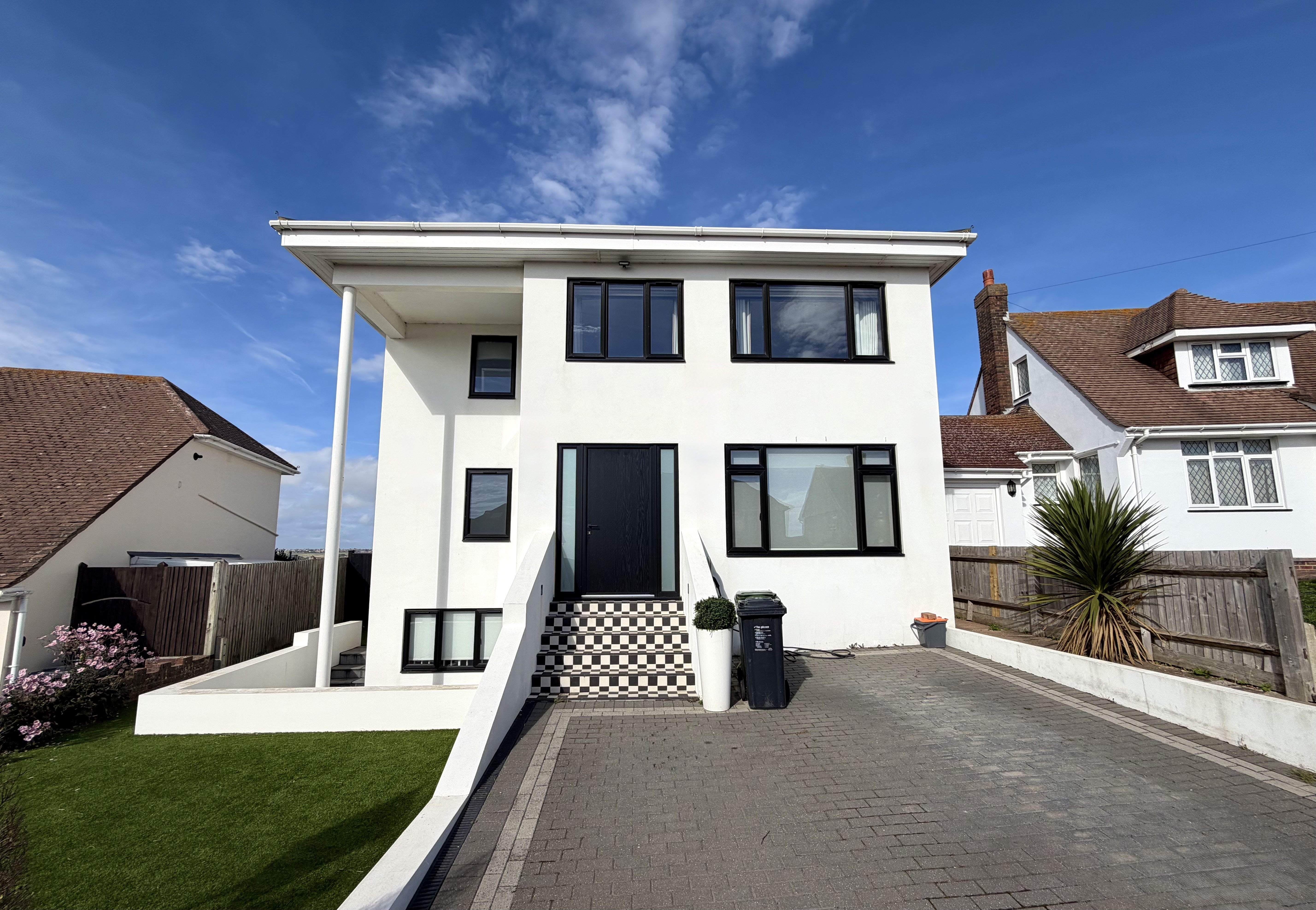 House Grand Crescent in Brighton