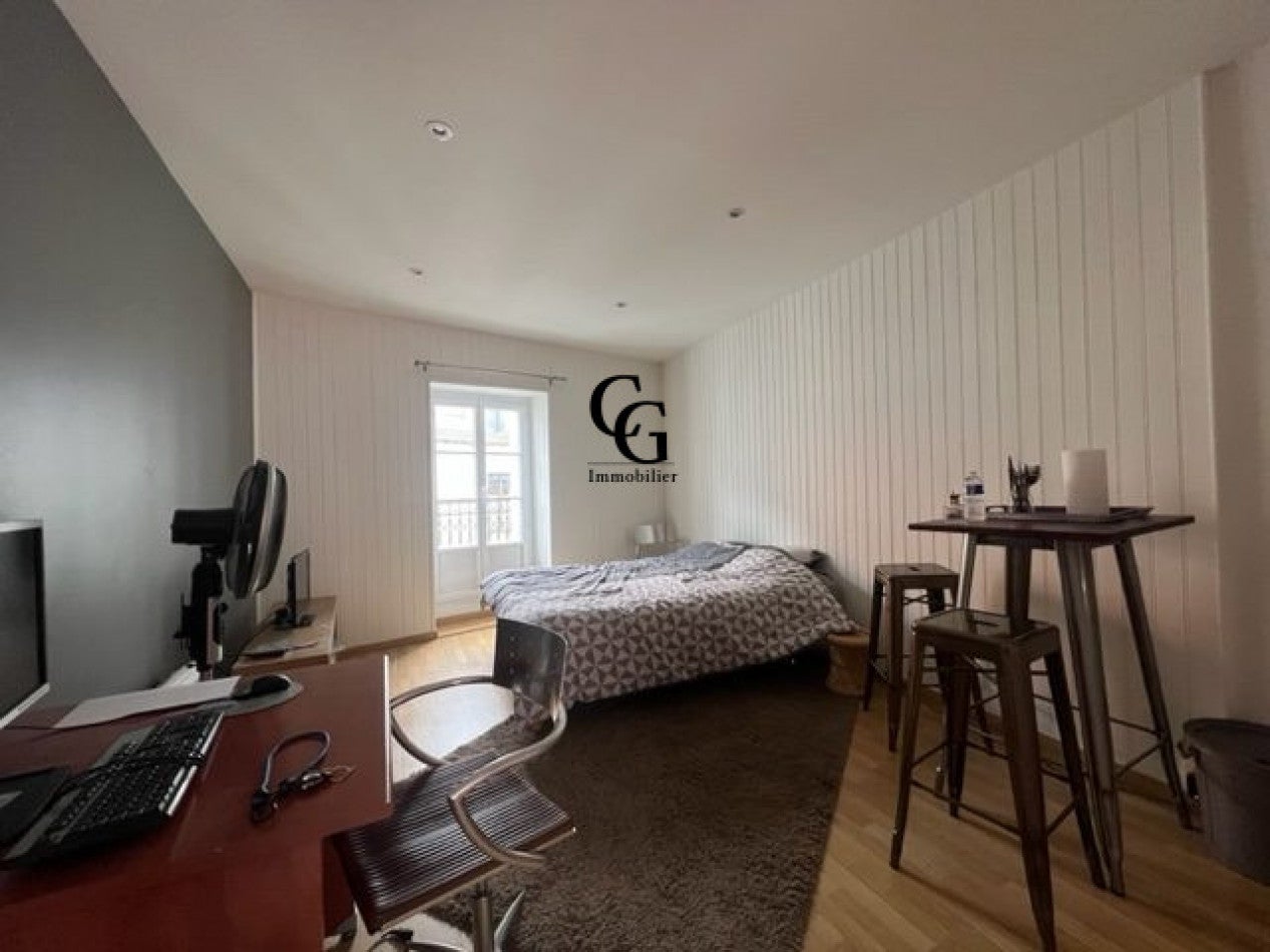 Flat Rue Henri Charpentier in Vertou