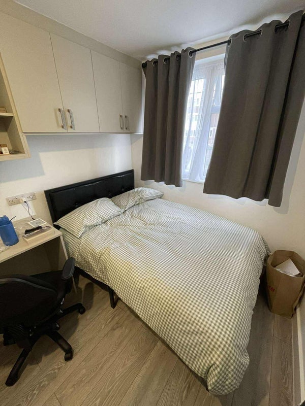 Room Weymouth Terrace in Greater London