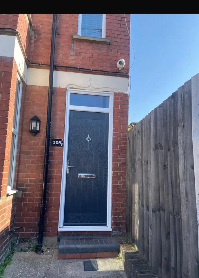 Flat Dallow Road in Luton