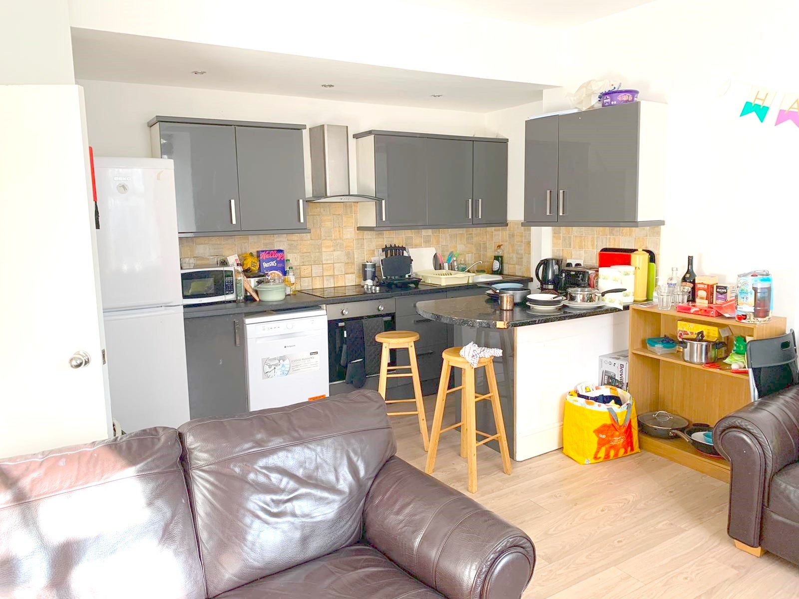 Room Parkers Road in Sheffield