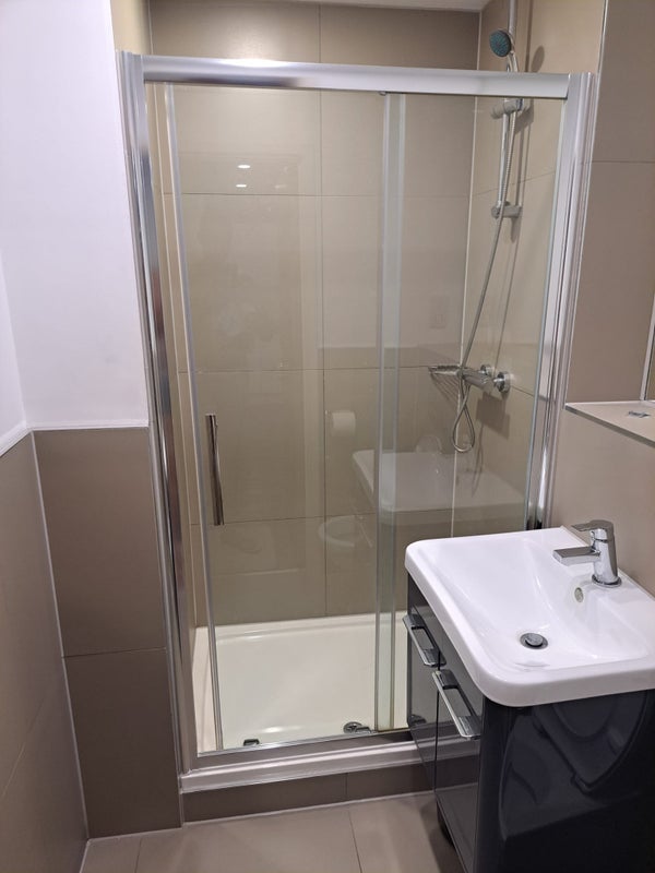 Room Cherrydown East in Basildon