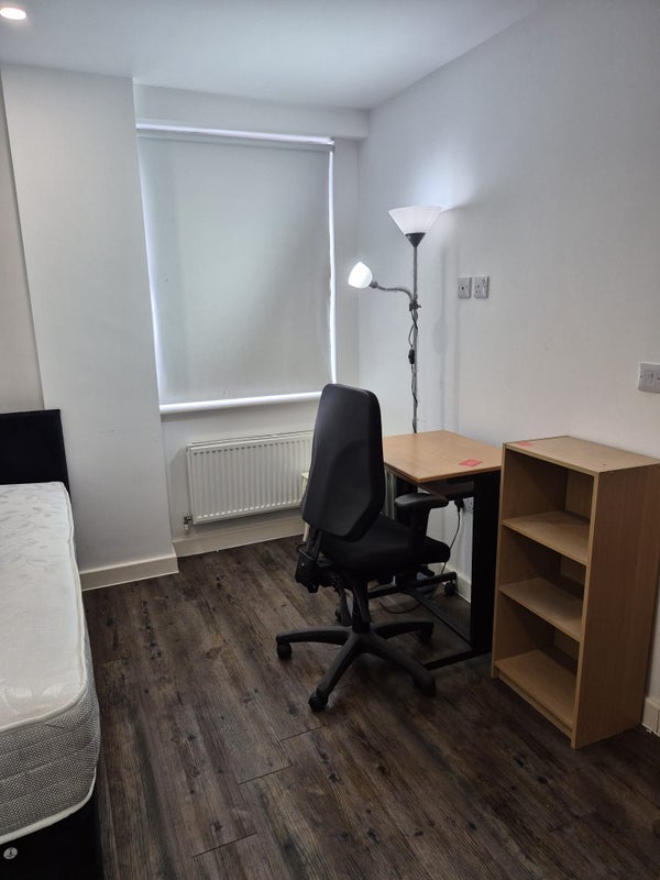 Room Cherrydown East in Basildon