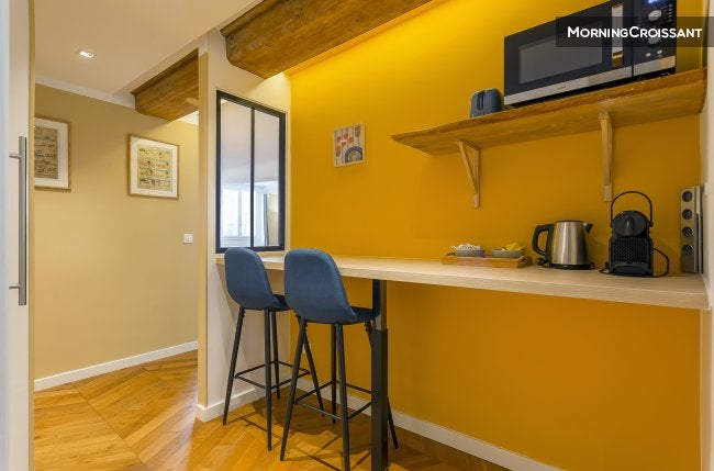 Flat Place Louis Pradel in Lyon