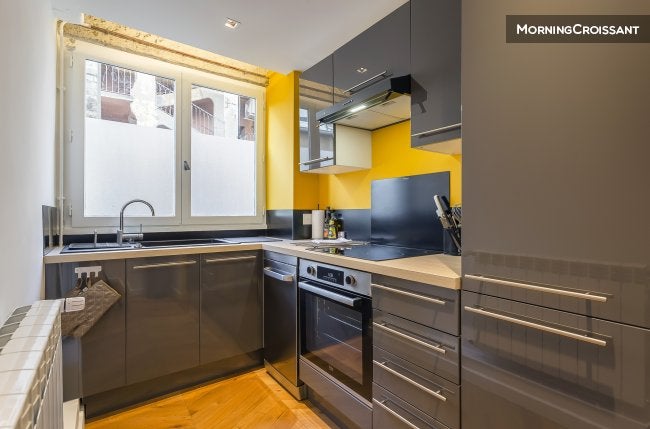 Flat Place Louis Pradel in Lyon