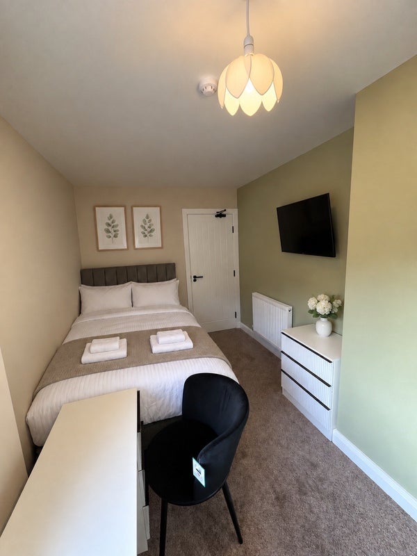 Room Scott Street in Warrington