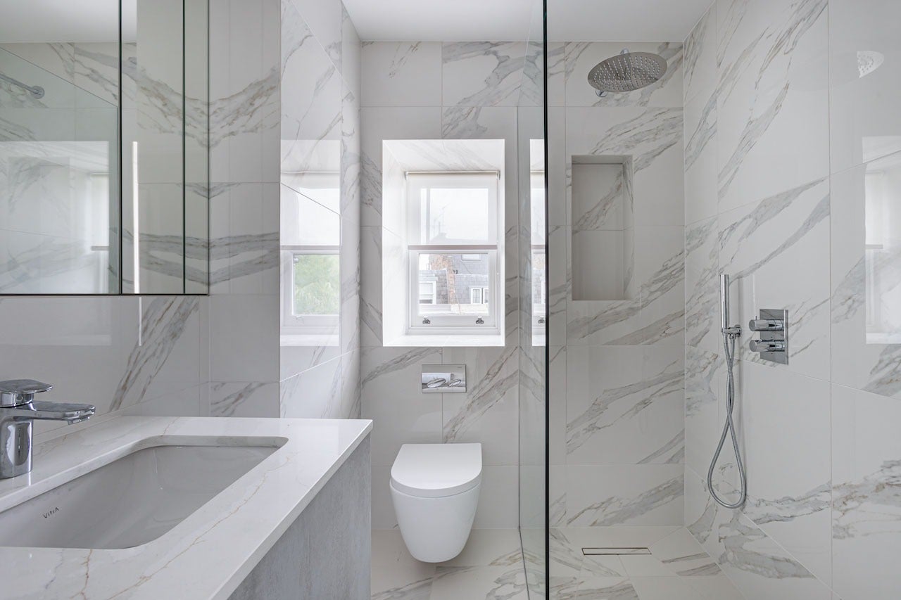 Flat Collingham Road in Greater London