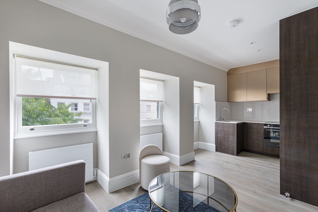 Flat Collingham Road in Greater London