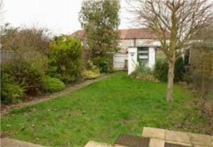 House Albemarle Gardens in Greater London