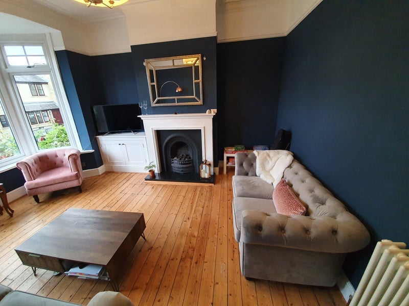 Room Ash Grove in Leeds