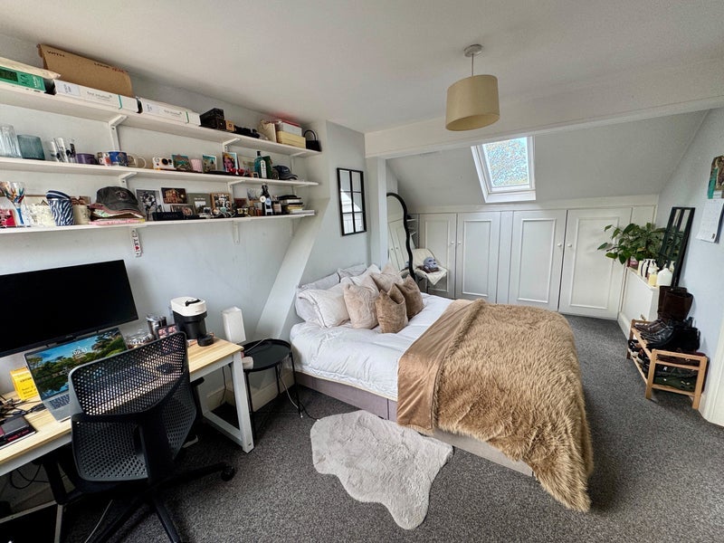 Room Dorothy Road in Greater London