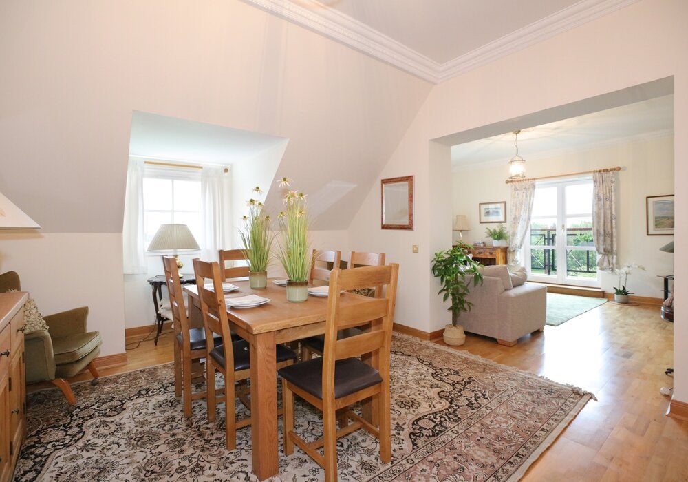 Flat Penthouse Hill in Batheaston
