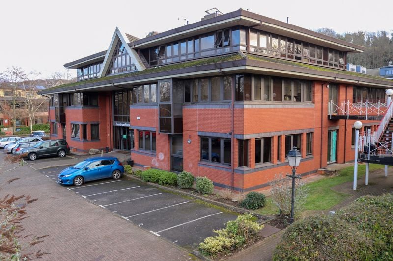 Flat Woolsack Way in Waverley