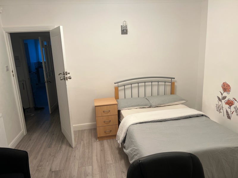 Room Durley Dean Road in Birmingham