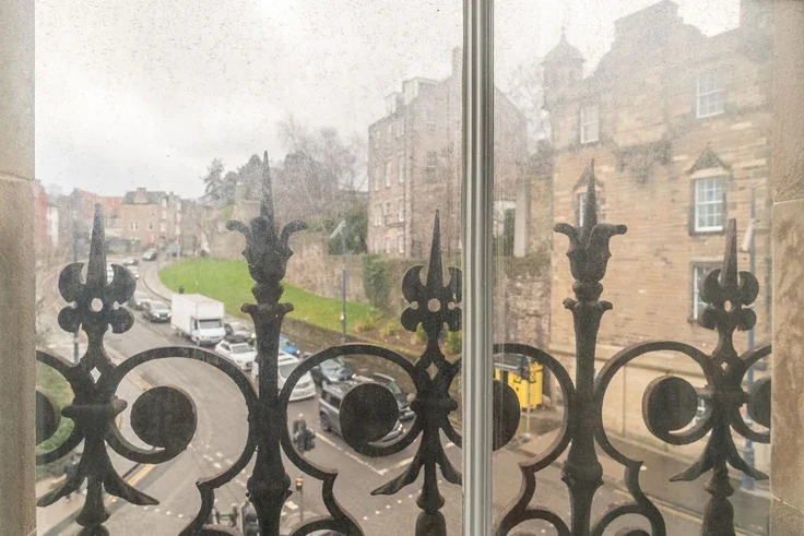 Flat St Mary's Street in City of Edinburgh