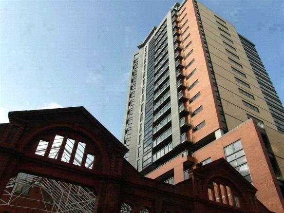 Flat Mirabel Street in Manchester