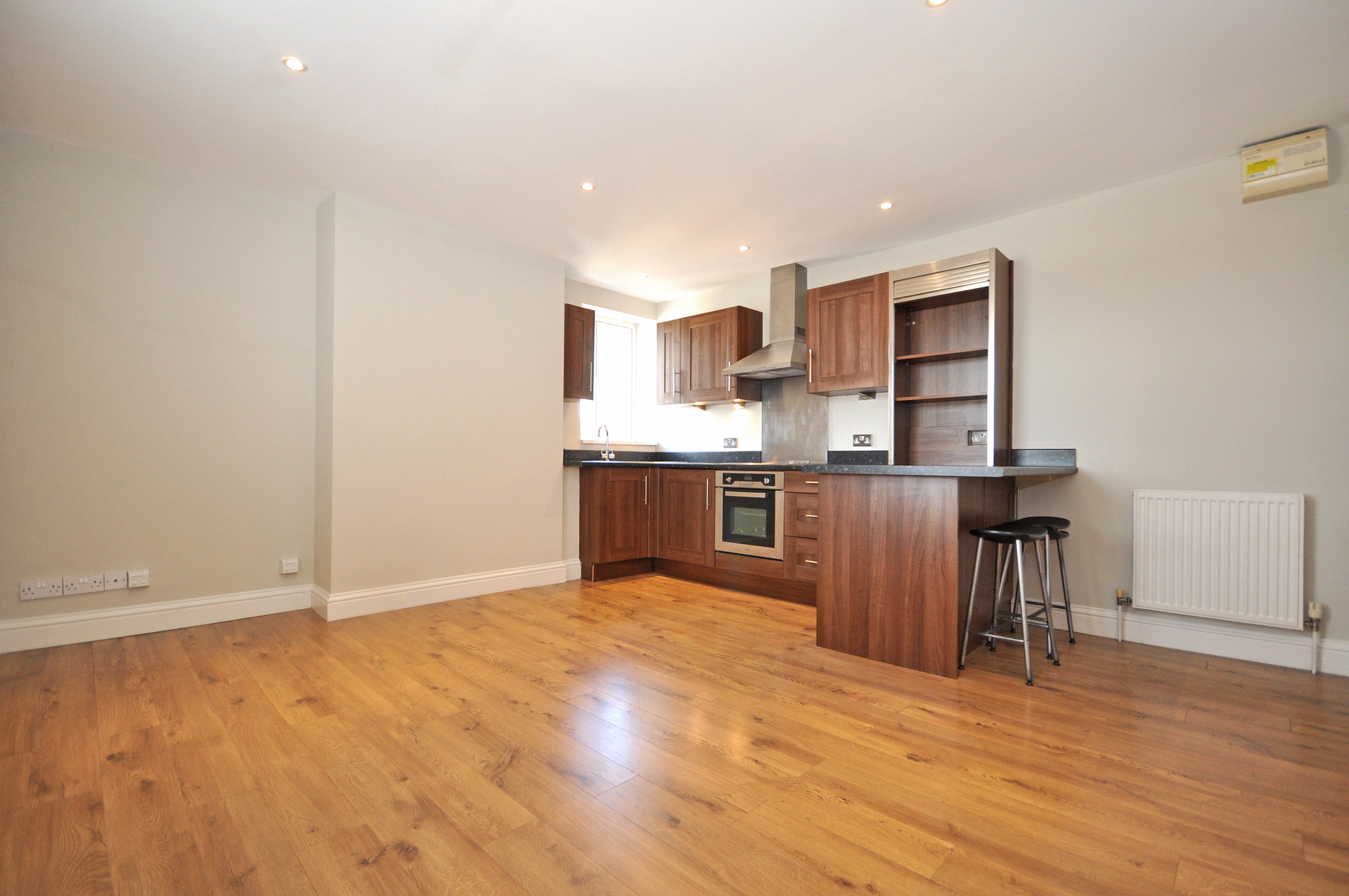 Flat Prestbury Road in Cheltenham