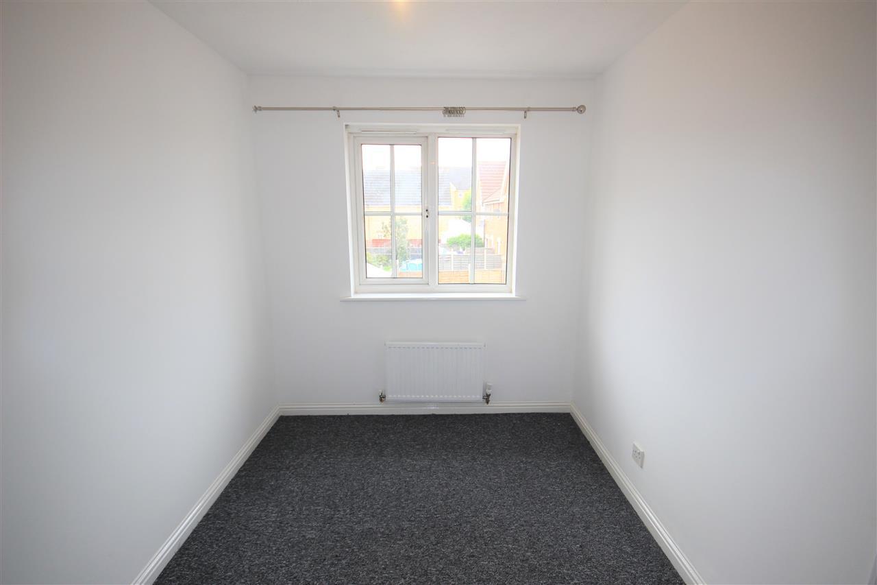 House Lodge Avenue in Greater London