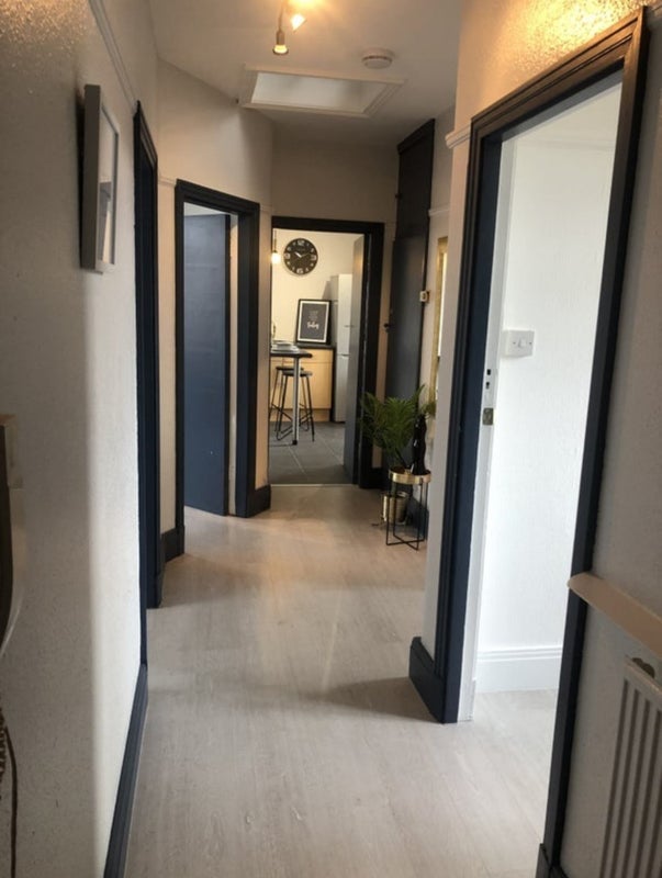 Flat Northfield Avenue in Greater London