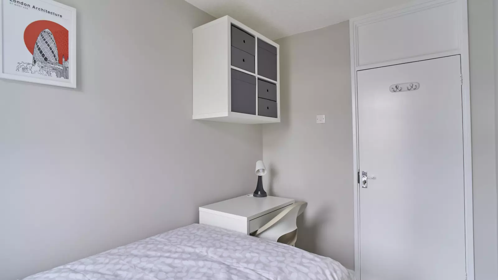 Flat Fellows Court in Greater London
