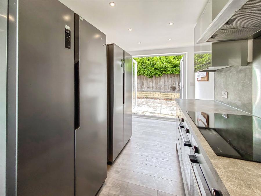 Room Whiteway Road in Bath