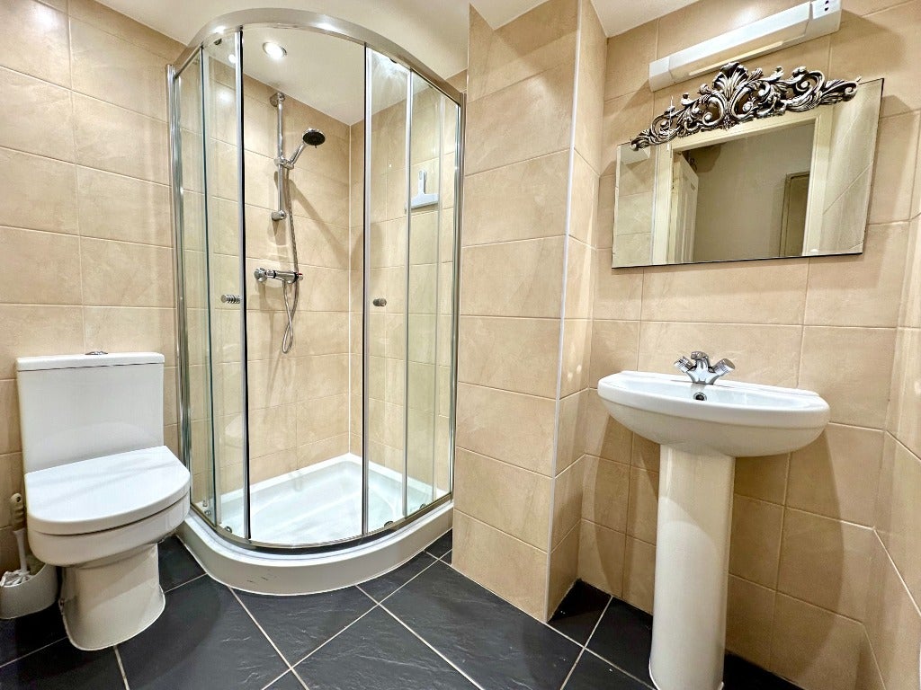 Flat Sauchiehall Street in Glasgow