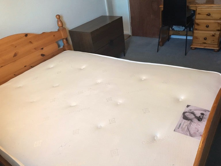 Room Campion Close in Coventry