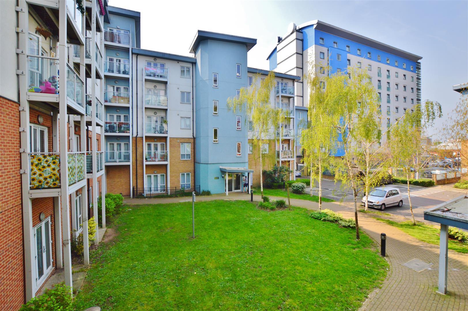 Flat Mill Street in Slough