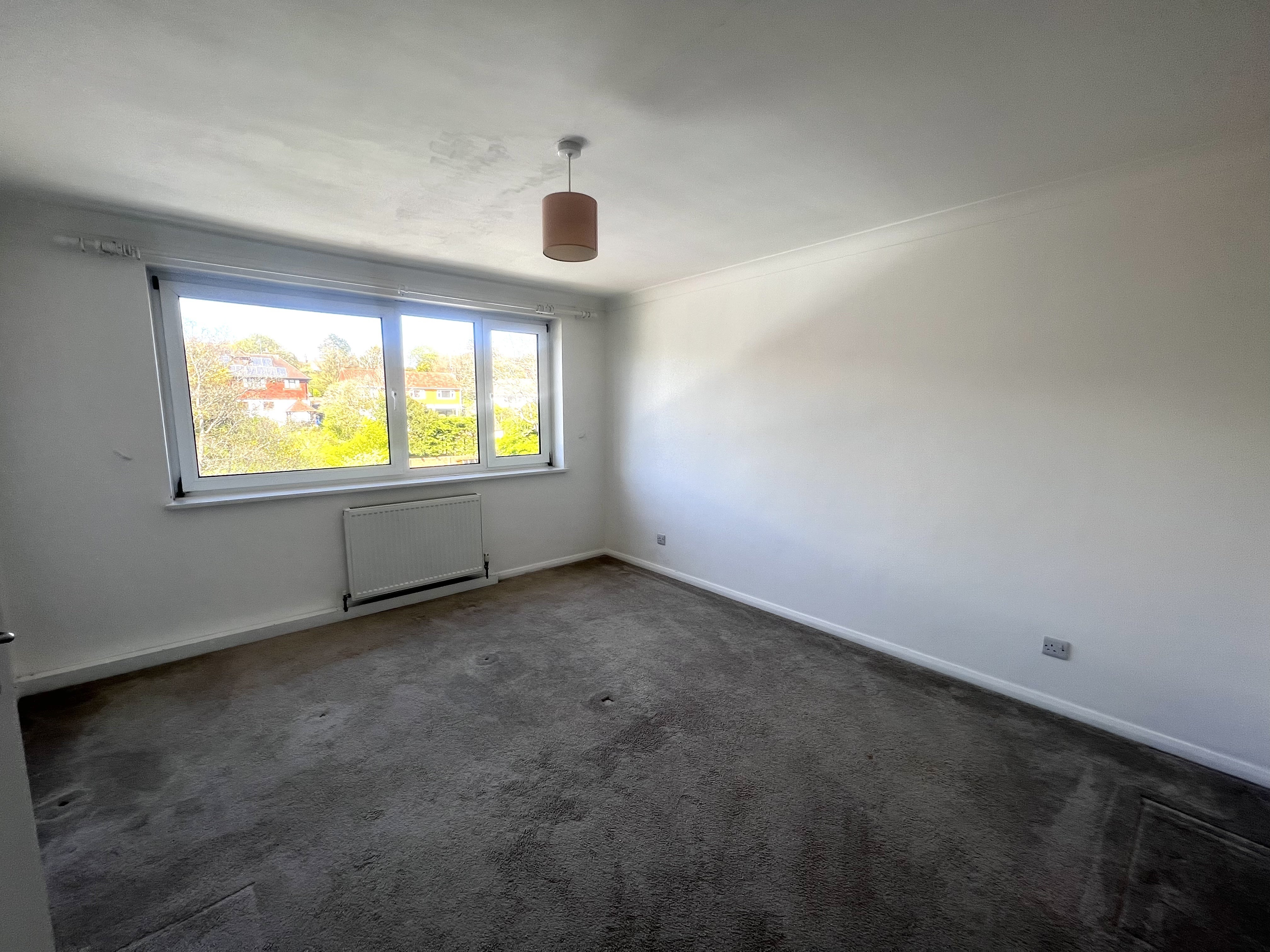 Flat Upperton Road in Eastbourne