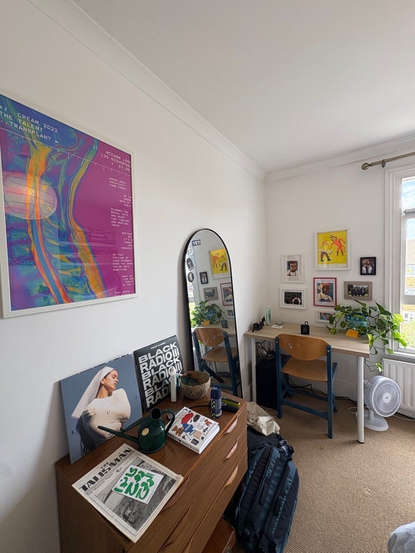 Room Glenarm Road in Greater London