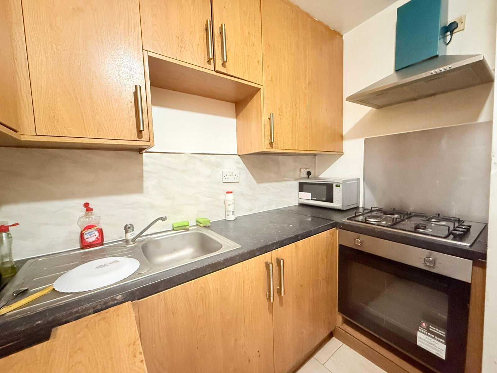 Room High Road in Greater London