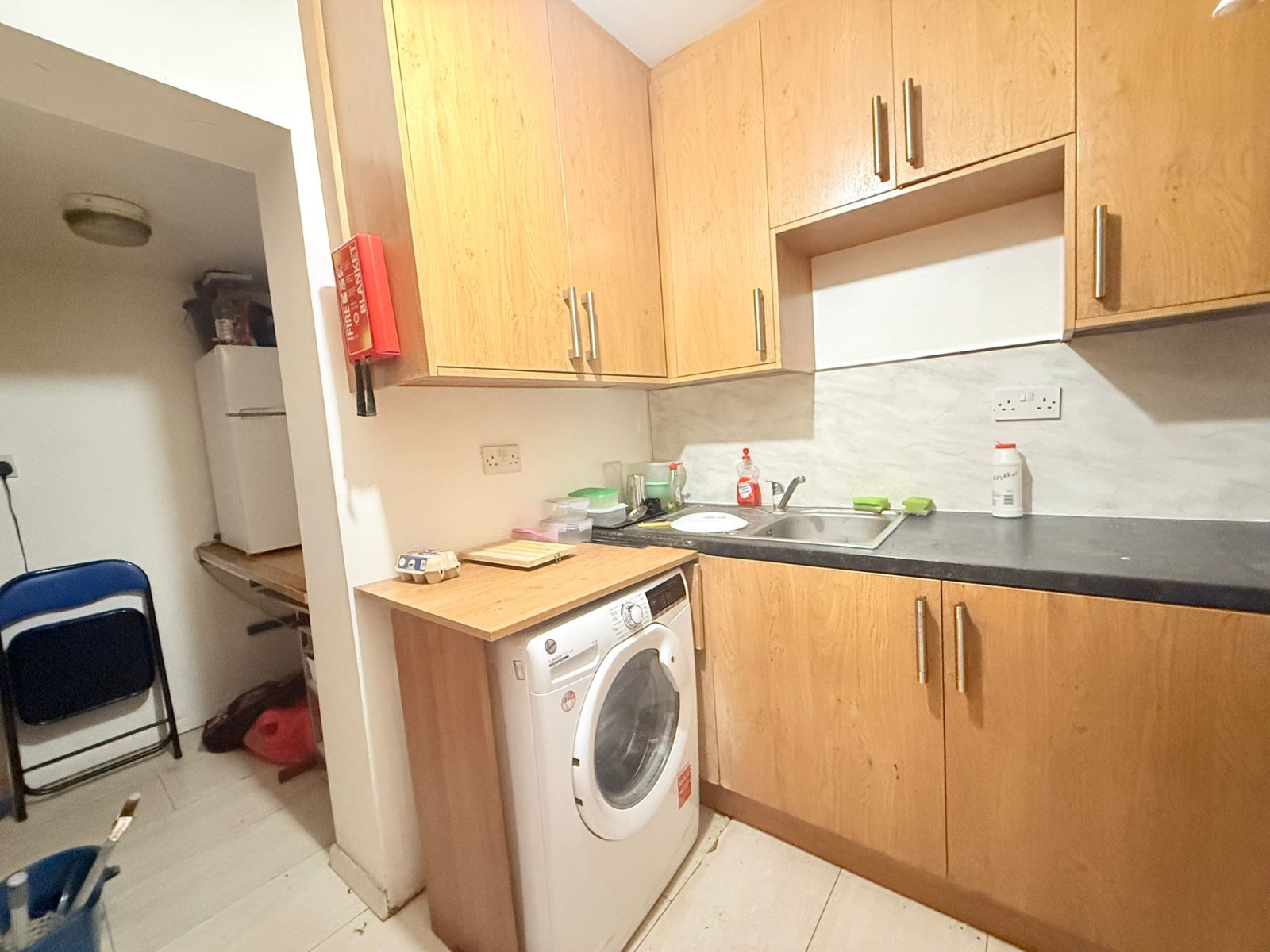 Room High Road in Greater London