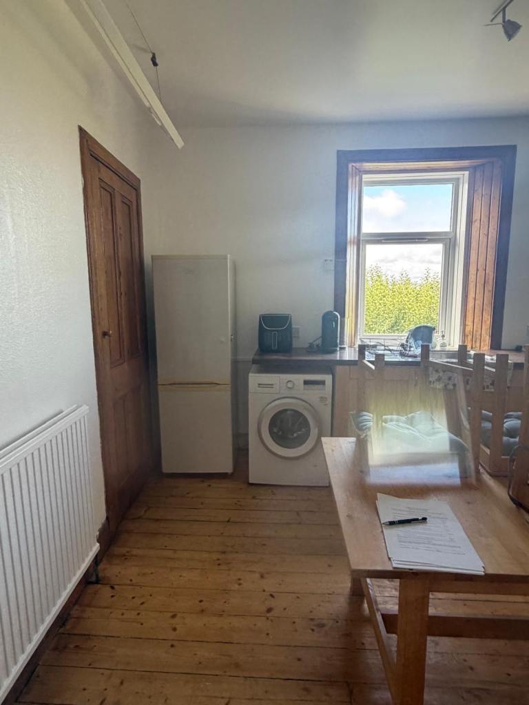 Flat Loadingbank Court in Kilbirnie