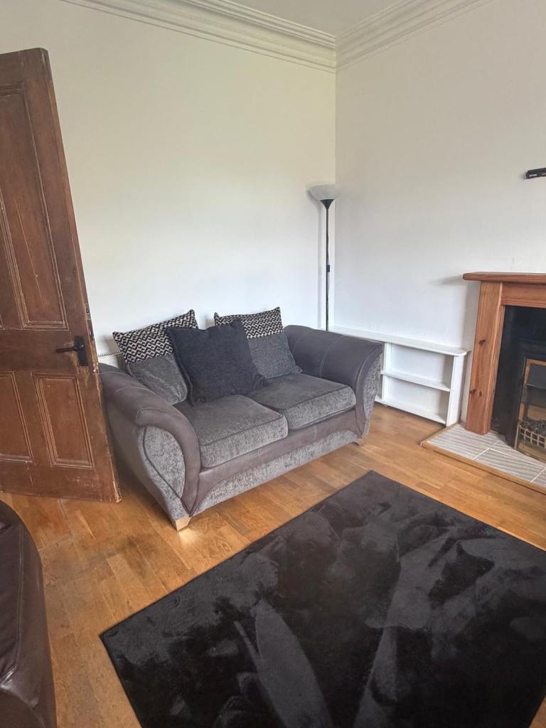 Flat Loadingbank Court in Kilbirnie