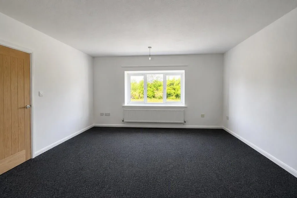 Flat London Road in Dacorum