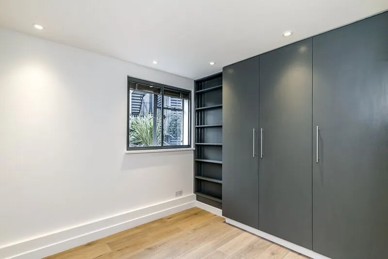 Flat Upper St Martin's Lane in City of Westminster