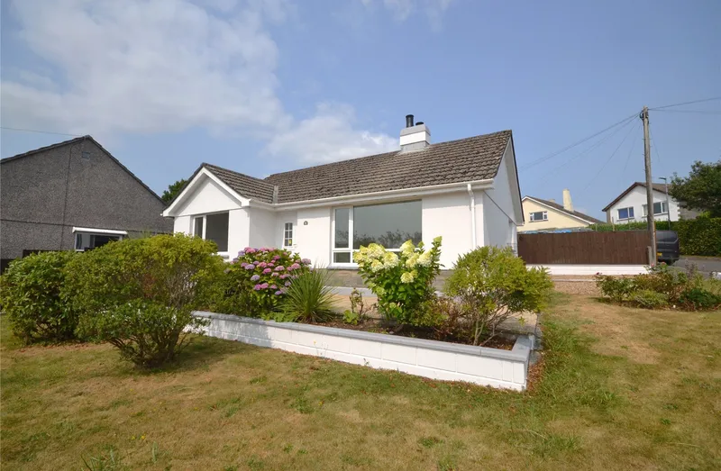 House Claremont Falls in Porthallow
