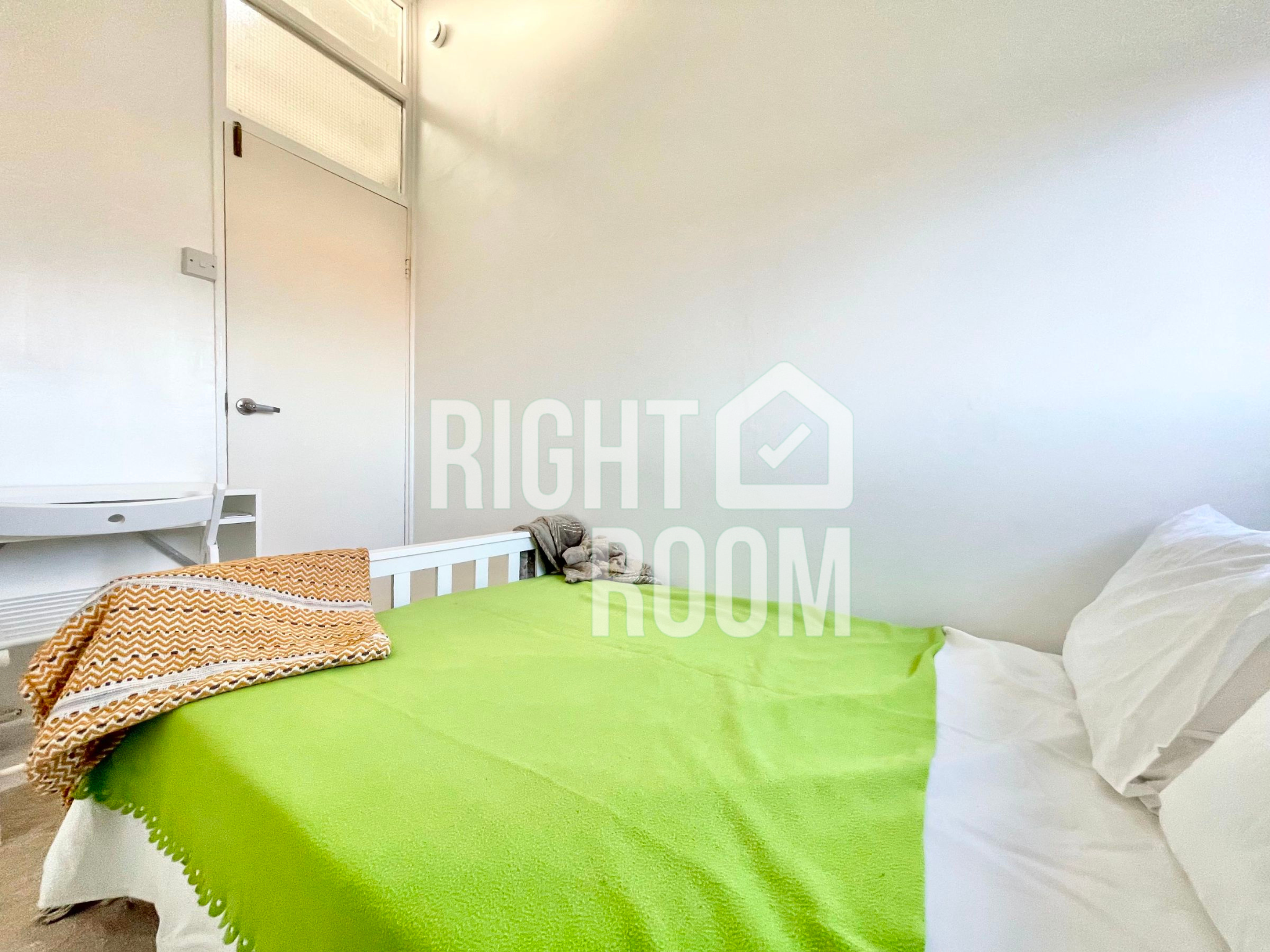 Room Berkeley Walk in London