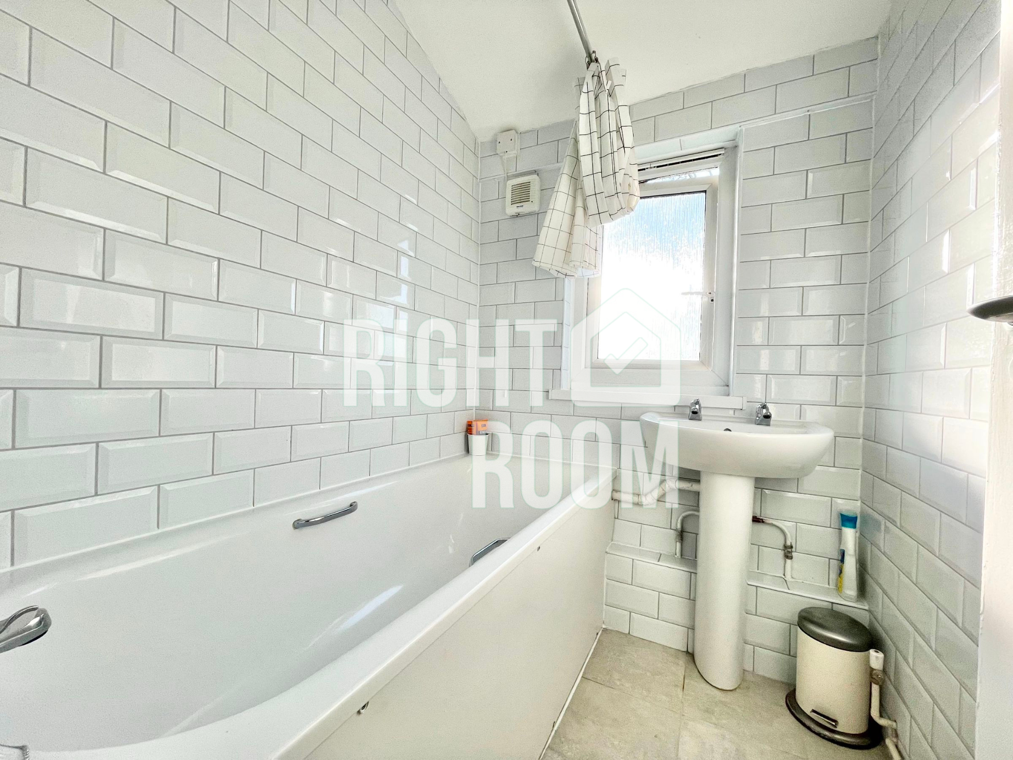 Room Berkeley Walk in London