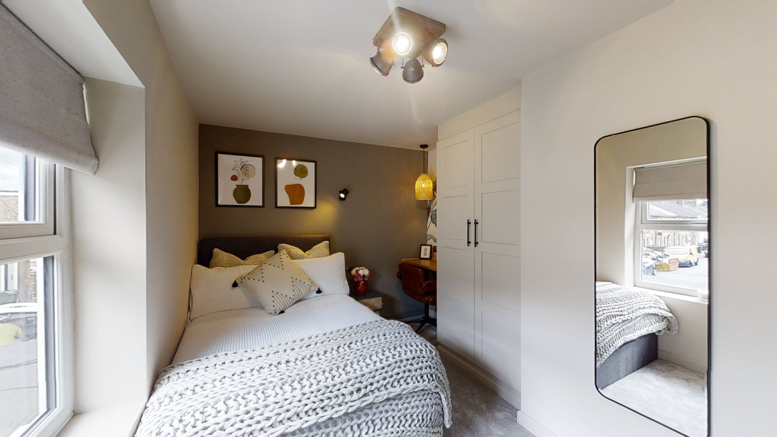 Room Albert Street in Maidstone