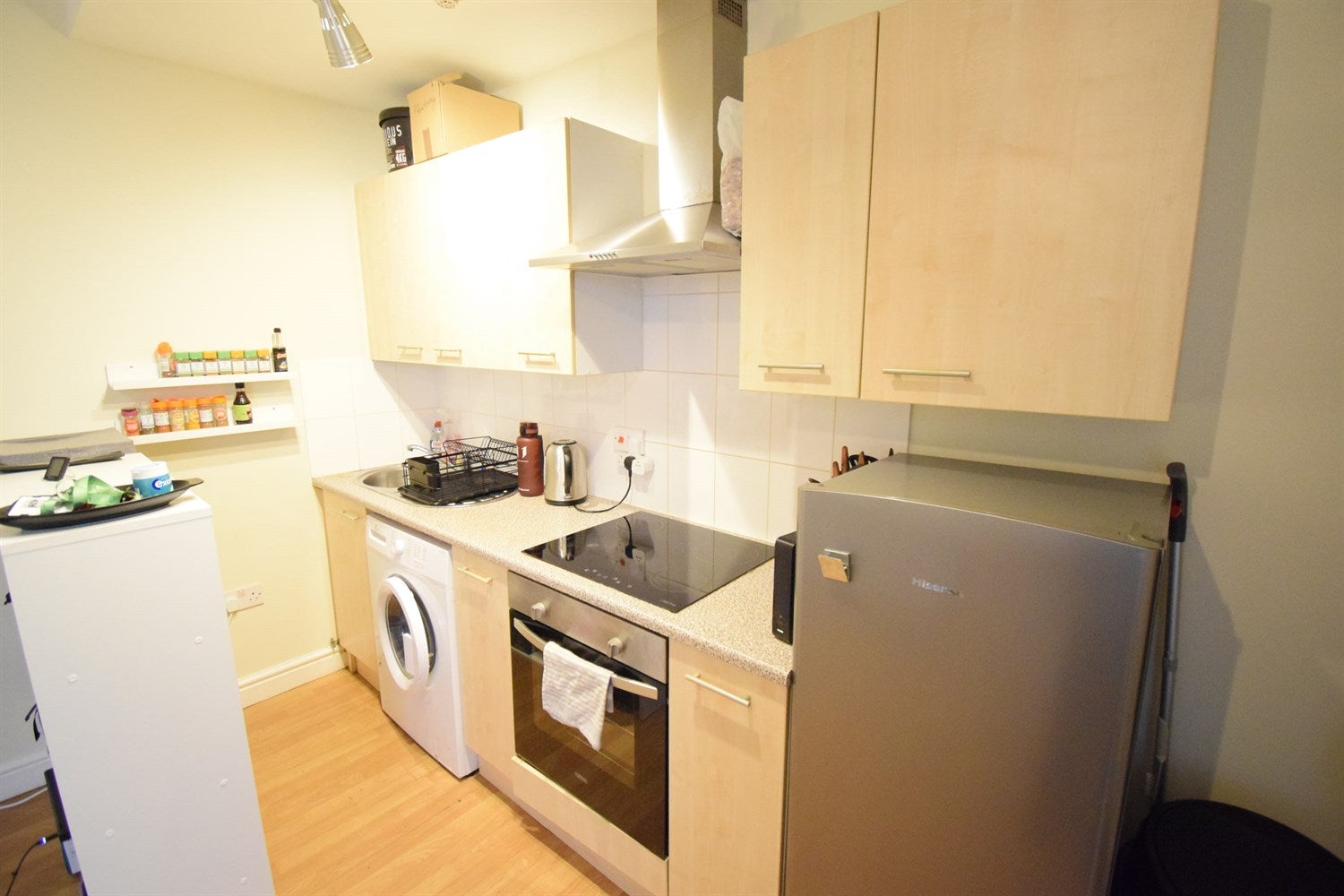 Flat Pontcanna Street in Cardiff