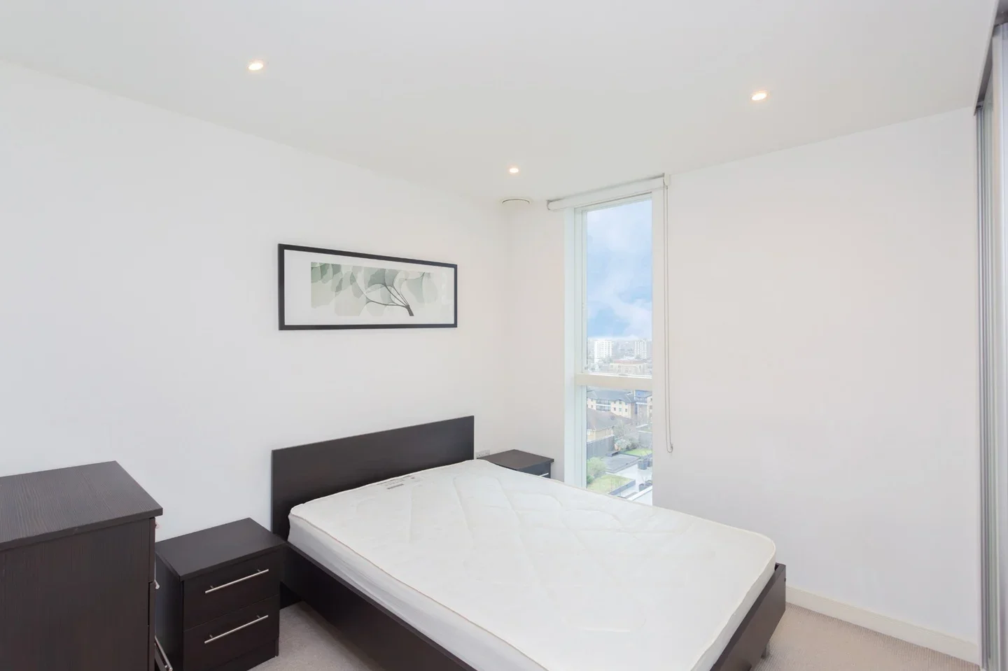 Flat Wellesley Road in Greater London