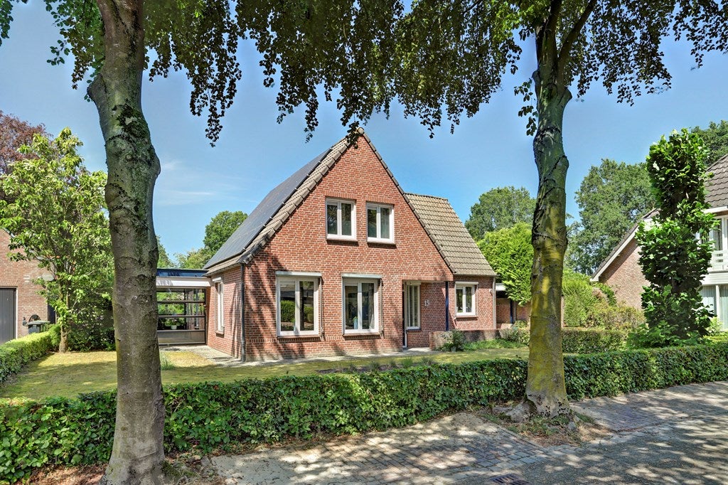 Huis D'n Grote Aard 15 in Vessem