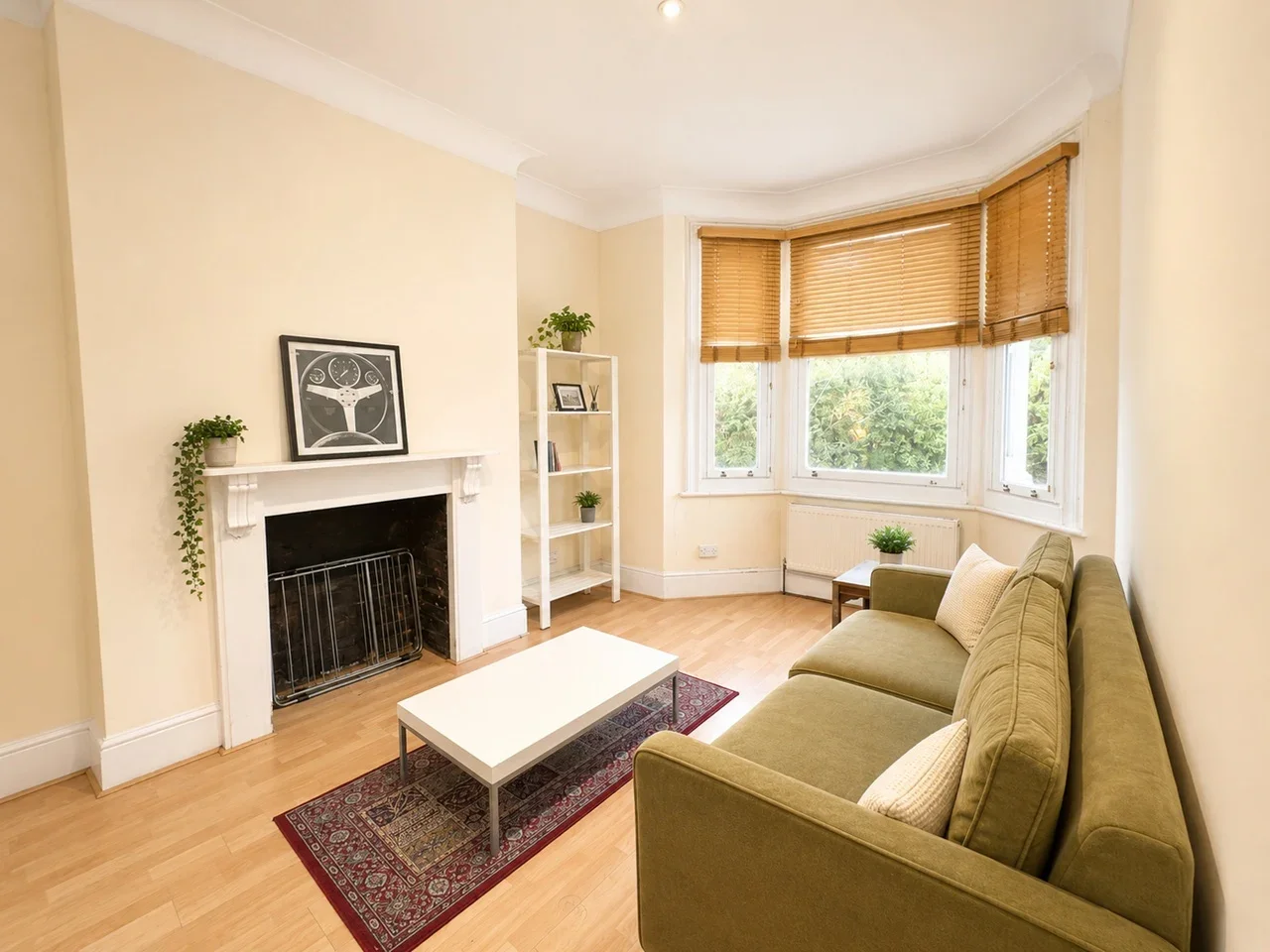 Flat Fulham Road in Greater London